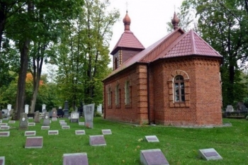 Marijampolės-senosios-kapinės